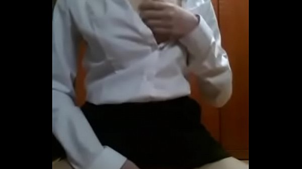 Cewek China colmek di depan kamera, keluar cairan bening—21 menit hot