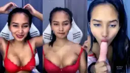 Miss Brown buka baju, toket montok puting coklat siap digigit.