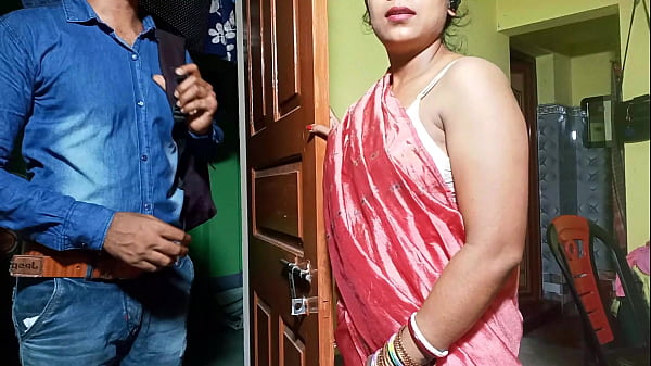 ब्रा बेचने वाले ने भाभी को फंसाकर चुदाई की, भारतीय गंदी फिल्म साफ हिंदी आवाज़ में