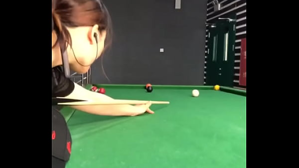 Trainer Cina Seksi 3, Bikin Kamu Ngaceng Terus