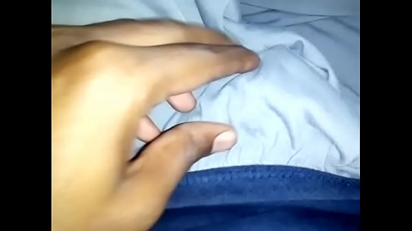 Ayesha Singh, si seksi dengan gerakan menggoda yang bikin darah mendidih.