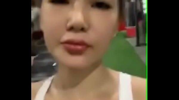 Cô trang live 2, ngewe online panas bikin makin tegang