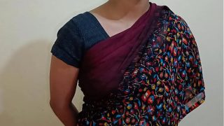 Tonton pembantu desi India pamer memek basah kena creampie, ngentot part 2 suara Hindi jelas bikin ngilu.