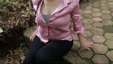 Horny banget padahal lagi di hutan, ngewe liar gaya bokep indo terbaru