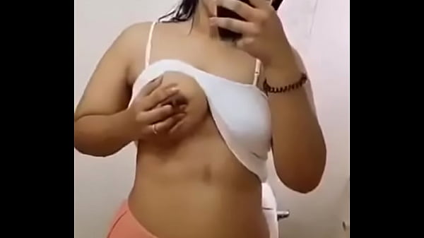 Video verifikasi yang bikin ngilu, penuh sensasi dan gairah.