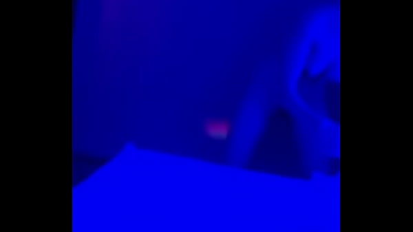 中国大保健服务偷拍，干得爽还偷看屌爆了