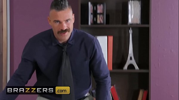 Tete gede di kantor – Monique Alexander & Charles Dera – Bos dikendalikan remot – Brazzers