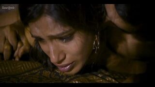 Adegan mesra artis India terkenal di serial web bikin makin pengen