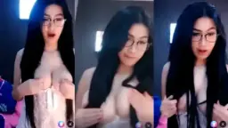 Awcece seksi, toket gede bikin ngiler.