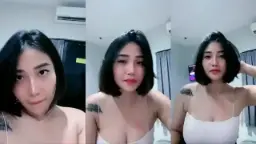 Babygurl Yourbae Live tanktop putih, bikin si dia auto tegang liat lekuk tubuhmu.