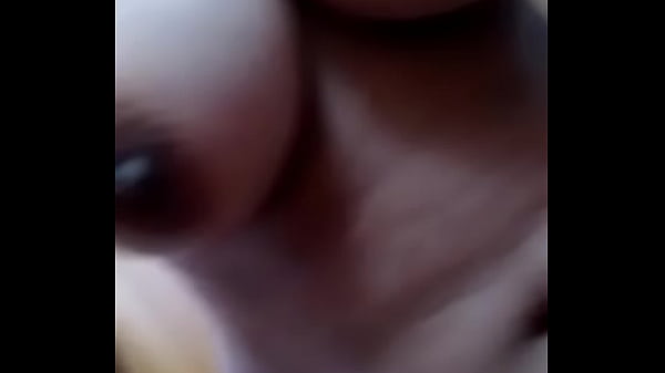 Desi callboy ngewein Delhi bhabhi, suara ceweknya bikin makin greget.