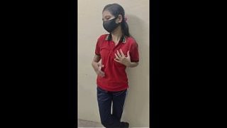 Desi cewek india cantik, memek sempit digenjot om tiri kontol besar, video bokep keluarga india MMS