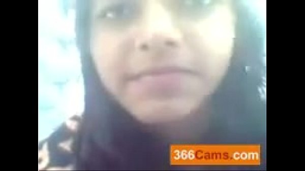 Nonton cewek ABG India bugil colmek di depan kamera, bikin makin greget