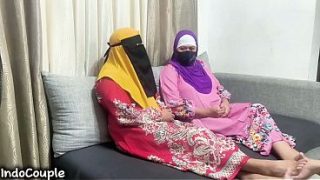 Nih bokep Indo cewek sama cewek lagi seru-serunya main basah