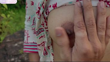 Desi gadis desa India ngentot di hutan