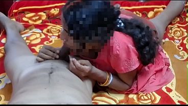 Pasangan baru desi India ngewe keras di kamar, makin greget makin liar.