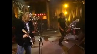 Nirwana – Ngebul Habis di Panggung, Seattle 1993, Bikin Basah!